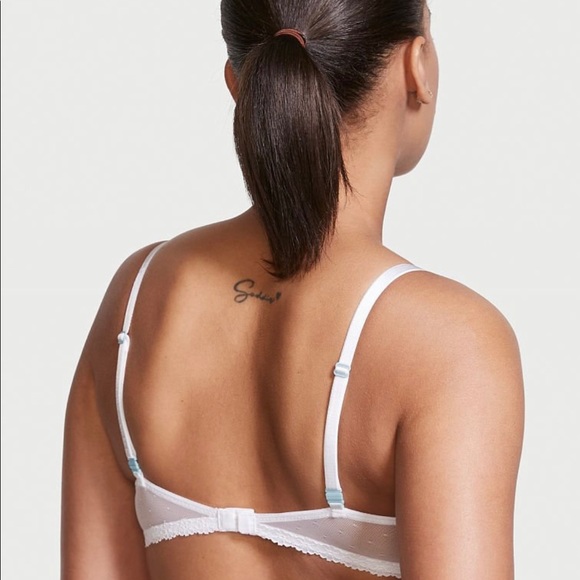 Sold- Victoria Secret Sexy Tee Lightly-Lined Lace Demi Bra - Picture 2 of 11